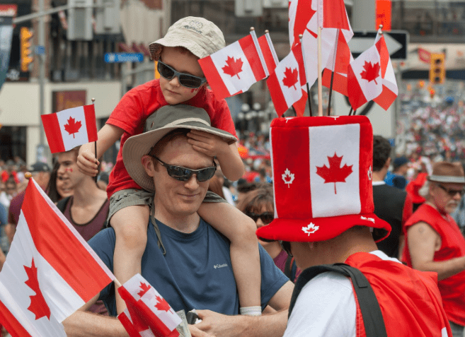 加拿大遊學 全攻略：費用、特色與簽證申請全解析