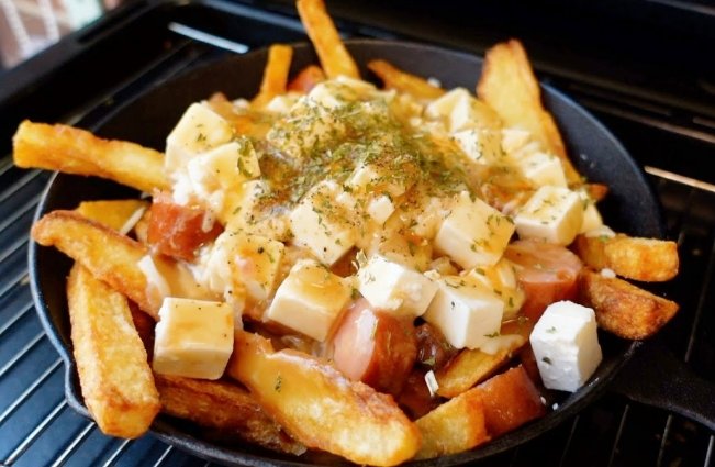 加拿大美食特色全攻略：傳統食物介紹、必訪餐廳推薦