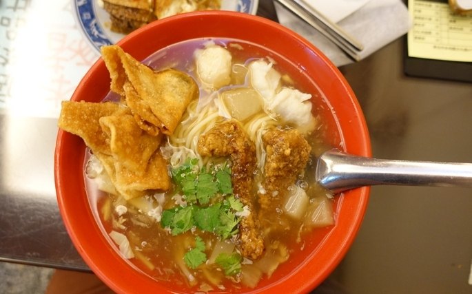 孝三路美食：基隆必吃攤位全攻略與掃街心法指南